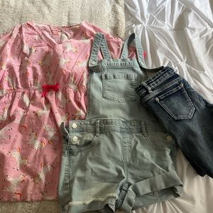 Lot Of Size 7-8 Girls Clothing - 18 Pieces Total